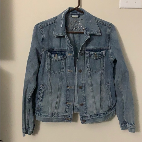 Blue jean jacket 💙 - Picture 1 of 4